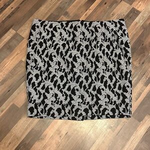 Women’s Lane Bryant Elegant Black and White Patterned Skirt